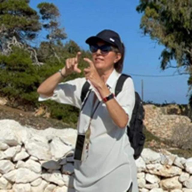 "Folegandros Unveiled: A Journey Through Time & Tradition" - Visiting the Inhabited Castro and Its Medieval Castles