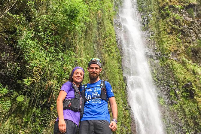 Folhadal Hidden Treasures Running Tour (Moderate) - Descending Along the Road for a Relaxing Finish