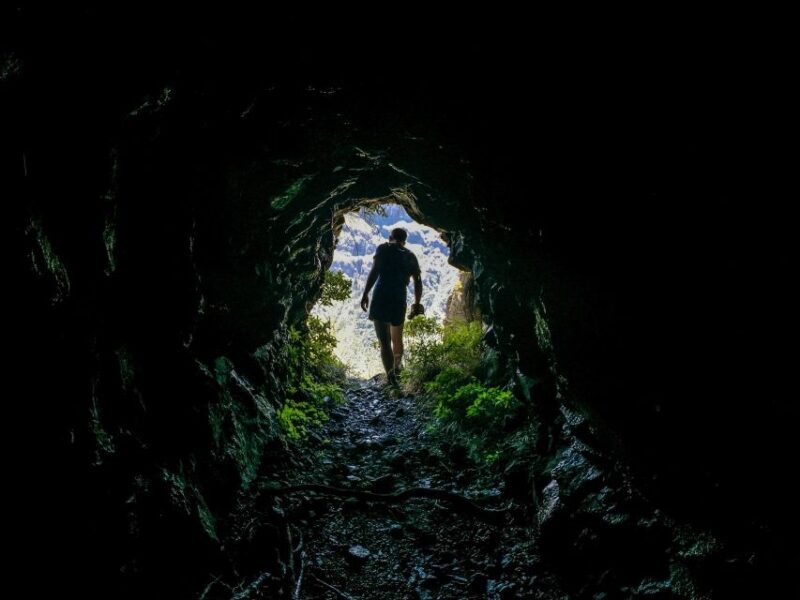 Folhadal Hidden Treasures Running Tour - Key Points