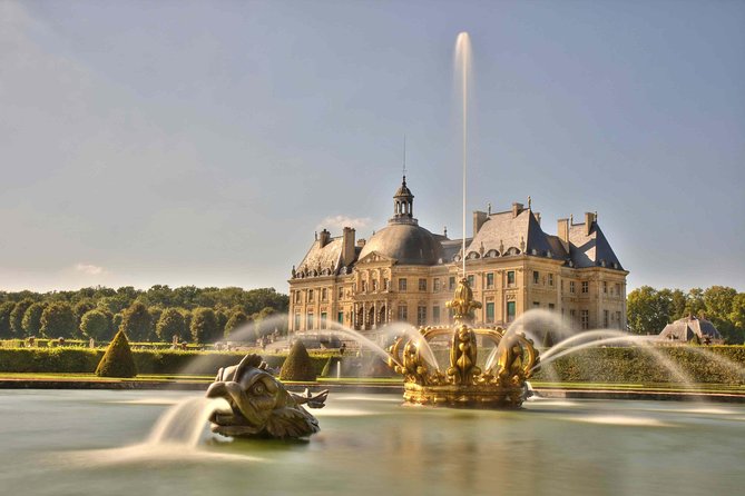 Fontainebleau and Vaux le Vicomte Chateaux Day Trip from Paris - Overall Suitability and Recommendations