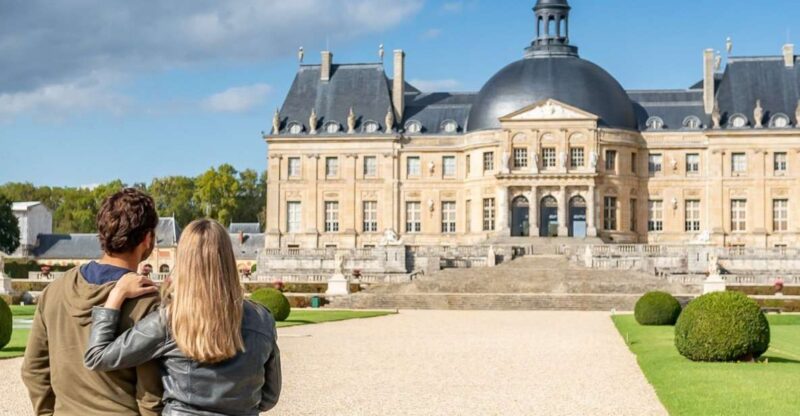 Fontainebleau & Vaux-le-Vicomte Châteaux Day Tour from Paris - Key Points