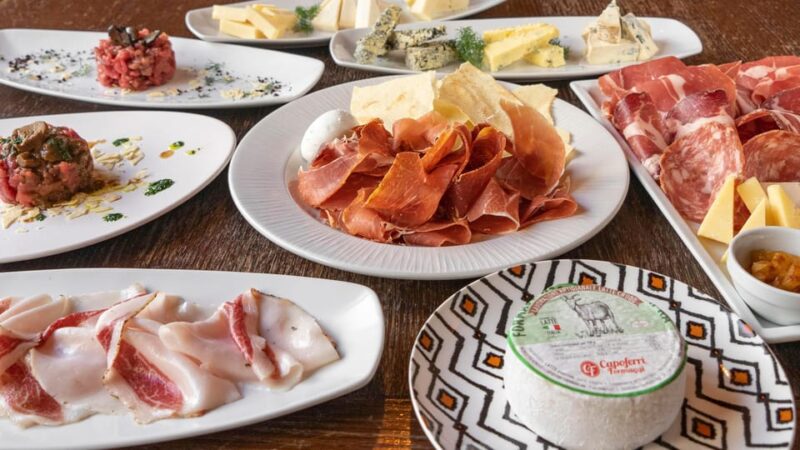 Food and Wine Experience - Tasting Authentic Salumi and Cheese from Lombardy Valleys