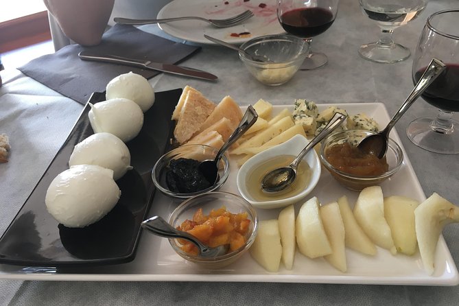 Food and wine tour of Pescara Vecchia on foot - Visiting Gabriele dAnnunzios Birthplace and Surroundings