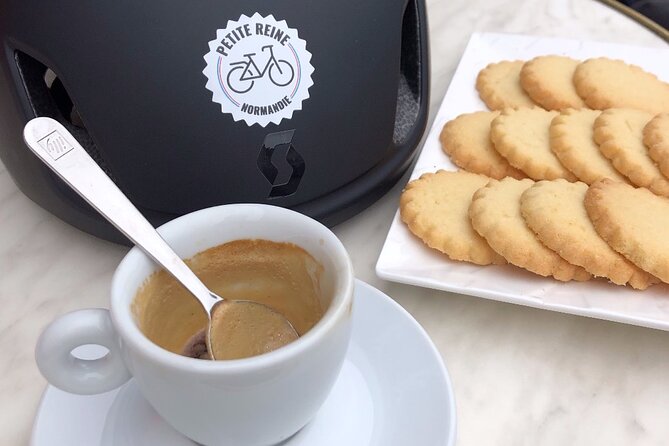 Food & Drink E-Bike guided Tour / Private - Picnic Break at Longues-sur-Mer