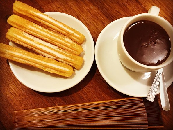 Food & Drink Private Tour of Barcelona in Traditional Taverns - Accessibility and Practical Tips