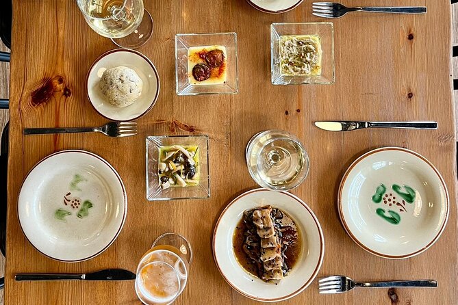 Food experience in mushroom cultivation (tour not included) - The Location: Bolets de Menorca - Sa Sinia