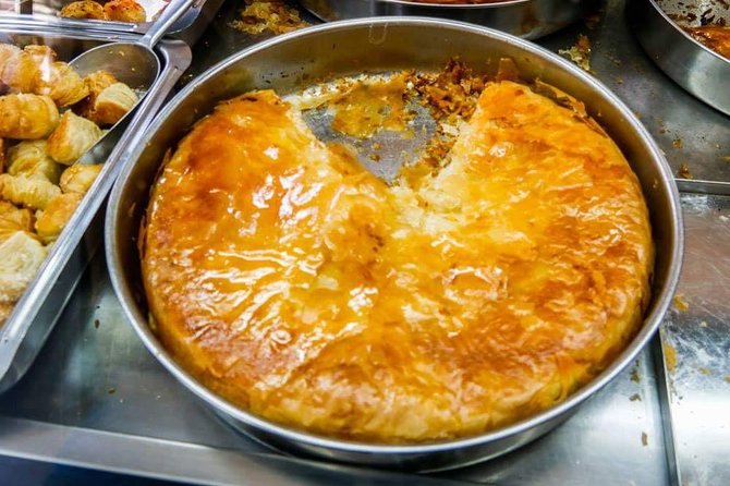 Food Tasting at Locals Favorite Farmers Market in Belgrade - Key Points