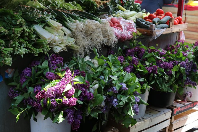 Food Tasting at Locals Favorite Farmers Market in Belgrade - Who Will Enjoy This Tour Most?