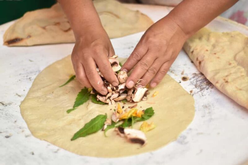 Food Tour at the 20 de Noviembre Market (All-inclusive) - Why Choose This All-Inclusive Market Food Tour?