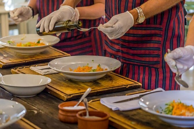 Food Tour in Athens - Sampling Honey, Olive Oil, and Bougatsa in Psyri