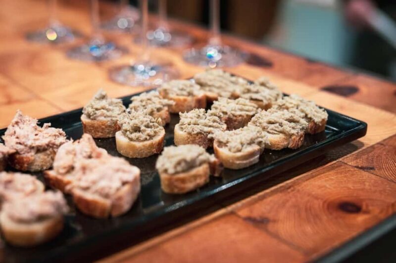 Food Tours in Tours - Meet Outside Cafe Le Vieux Murier: Starting Point of the Tour