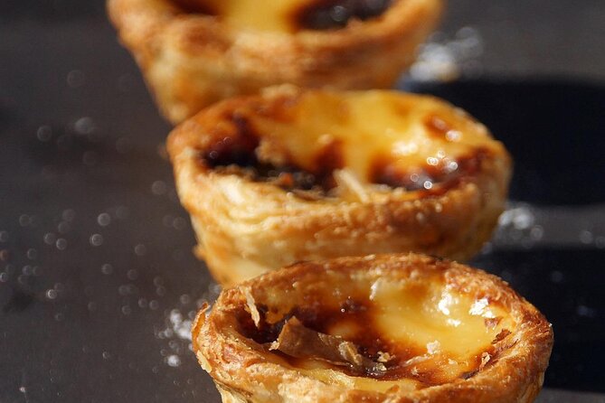 Food & Walking Tour (Vegan Tour available) - Logistics and Group Size for a Personal Experience