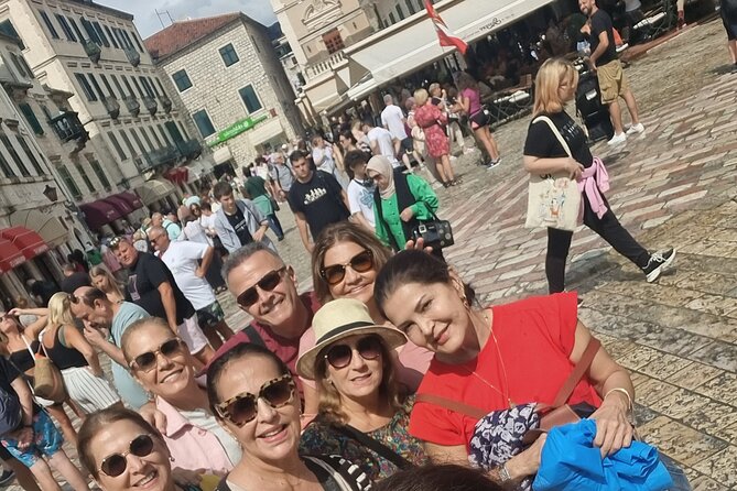 Food, wine and the best private walking tour of Kotor - Practical Aspects: Meeting Points and Accessibility