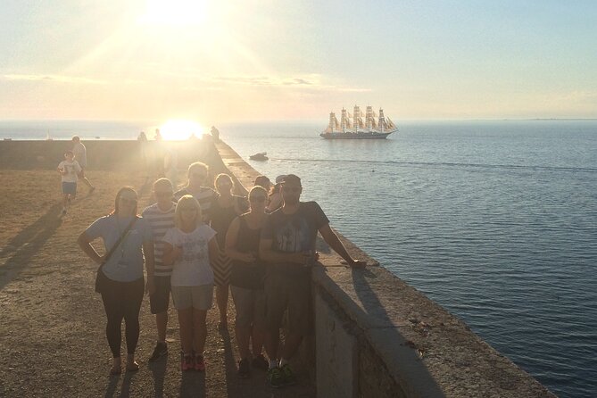 Food & Wine -> Gourmet tour in Piran - Practical Details: Meeting Point, Accessibility, and Booking Tips