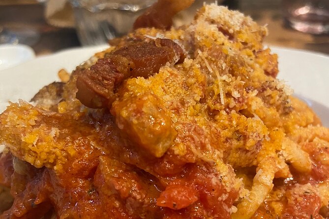 Food & Wine Tour by the Vatican City - Logistics and Meeting Points