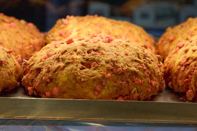 Food & Wine Tour, from the Vieux Lyon to famous Halles Bocuse - The Inclusion of Local Wines and Food Highlights