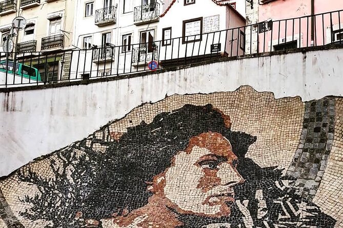 Food & Wine Tour of Lisbon in Private Eco Tuk Tuk - Culinary Delights in Lisbon’s Iconic Districts