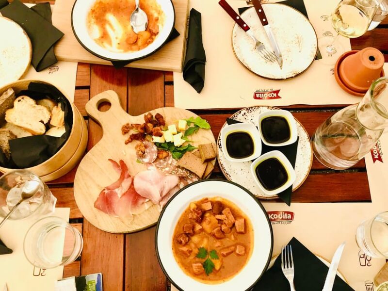 Food & Wine tour with a Sommelier - Key Points