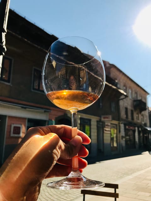 Food & Wine tour with a Sommelier - Personal Stories and Praised Aspects