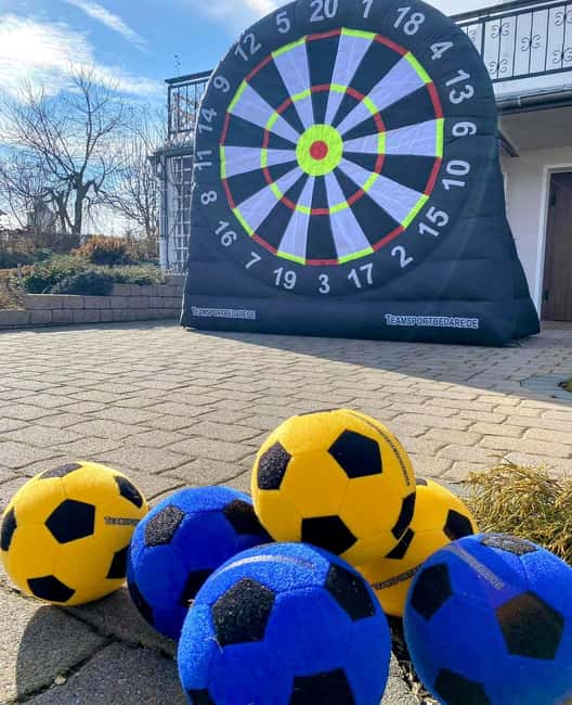 Football darts in Leipzig - the perfect fun for all ages - Key Points