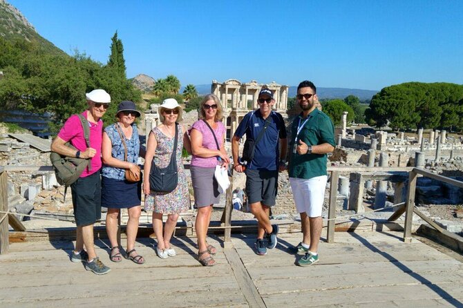 FOR CRUISERS Ephesus and Sirince Tour with Village Wine Tasting - Visiting Ephesus: The Iconic Ancient Ruins