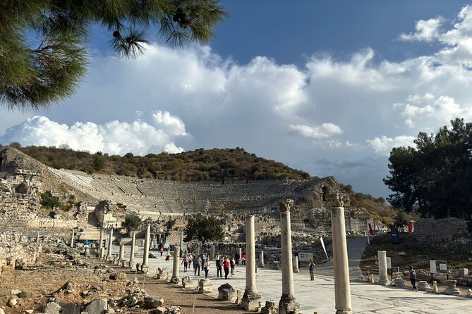 FOR CRUISERS: Ephesus Tour from Kusadasi Port /GUARANTEED ON-TIME RETURN TO BOAT - Inside the Ephesus Terrace Houses