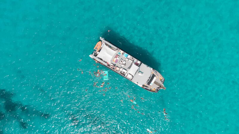 Formentera: Crystal Waters Cruise with Snorkeling and Lunch - Discover Formenteras Crystal Waters on a Relaxed Cruise