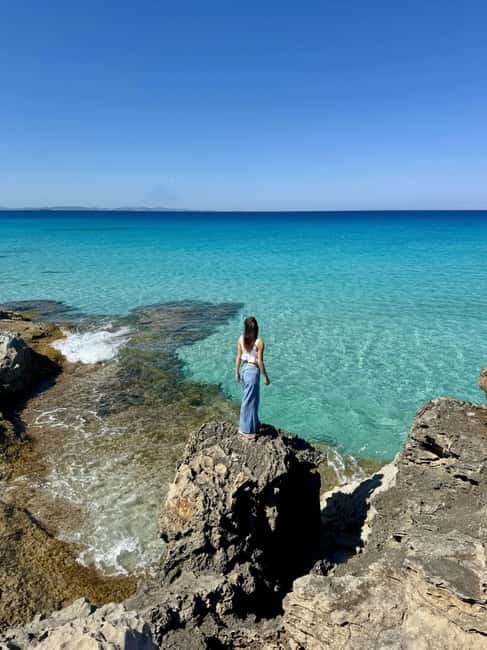 Formentera: Hidden Spots 4X4 Tour in Land Rover Defender - Practical Details: Meeting Point, Inclusions, and Optional Drop-off