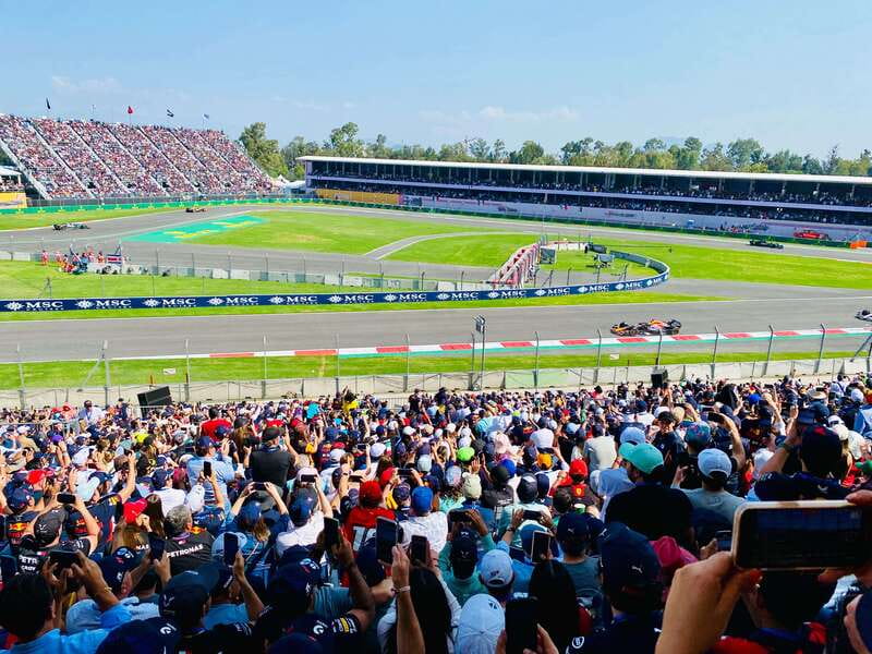 Formula 1 experience at the Mexico City Grand Prix - The Race Weekend Schedule and Activities