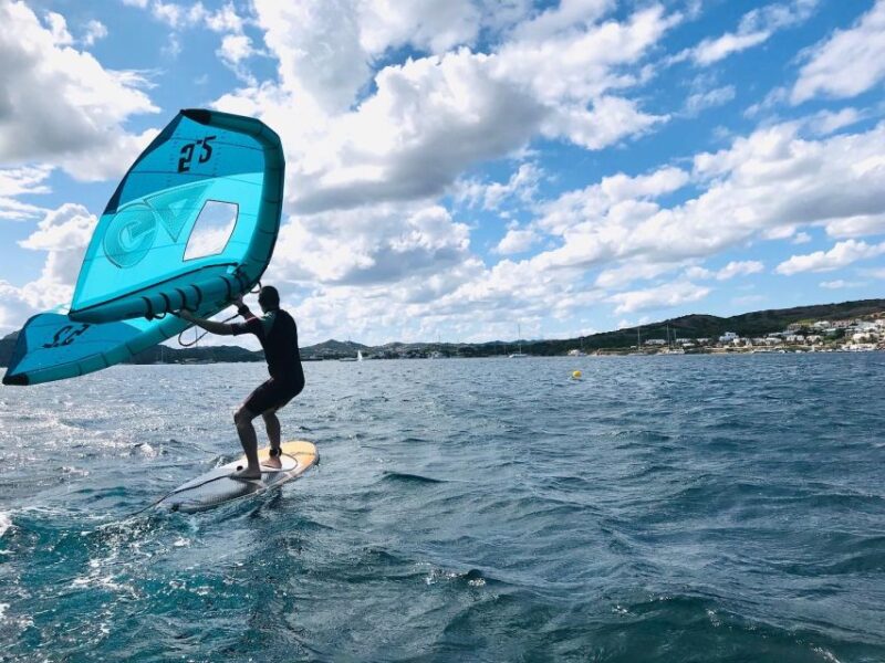 Fornells: Wing Foil Lesson with Gear in Menorca - The Role of the Guides and Instructors