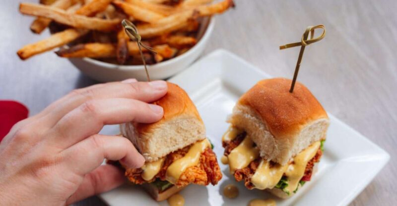 Fort Lauderdale: Food & Drinks Tour - Explore Fort Lauderdale’s Food & Drinks Scene in Just 3 Hours