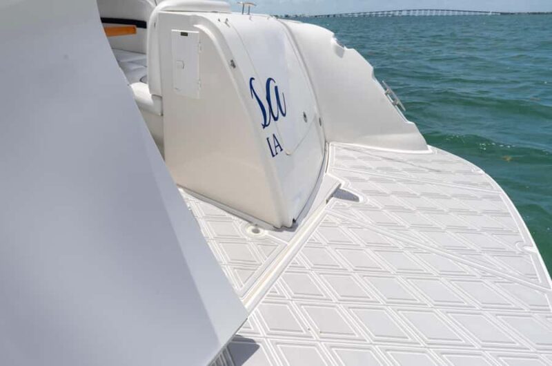 Fort Lauderdale: Private Yacht Cruise - Who Will Love This Tour: Ideal for Celebrations and Scenic Relaxation