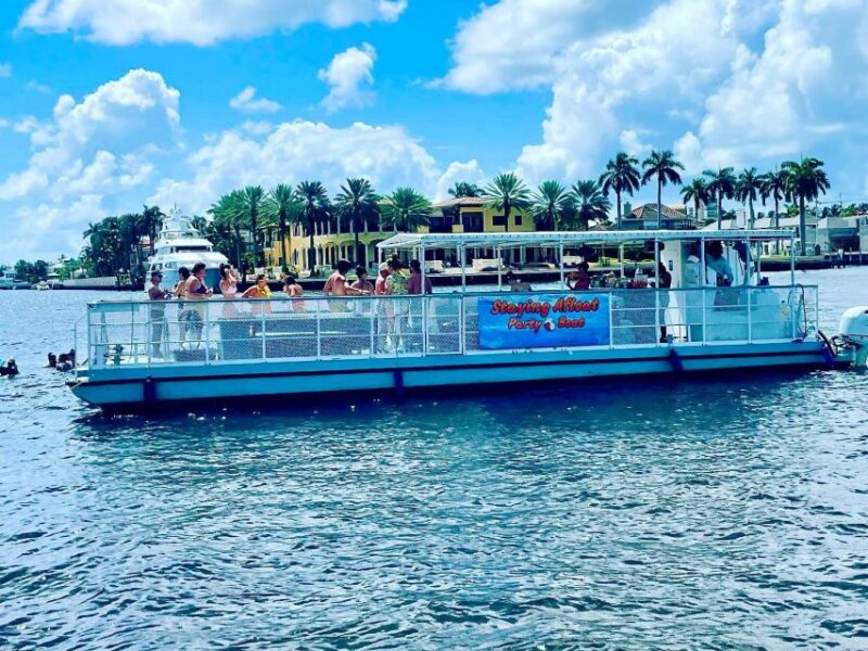Fort Lauderdale: Scenic Boat Trip w/ Swim Stop & Inflatables - The Crew and Guide Experience