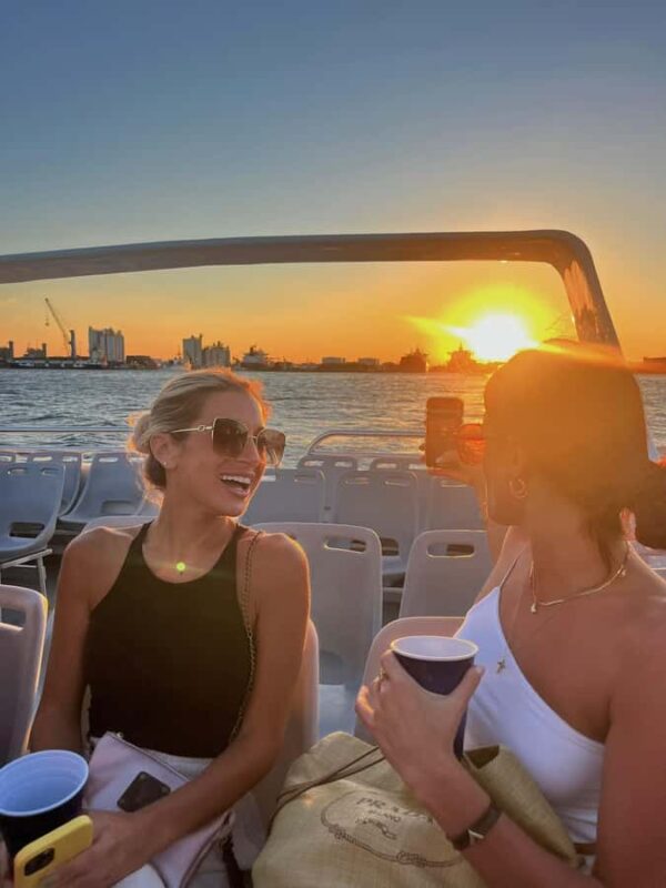 Fort Lauderdale: Sunset Cruise Aboard the Sea Rocket - Photo Opportunities and Souvenirs