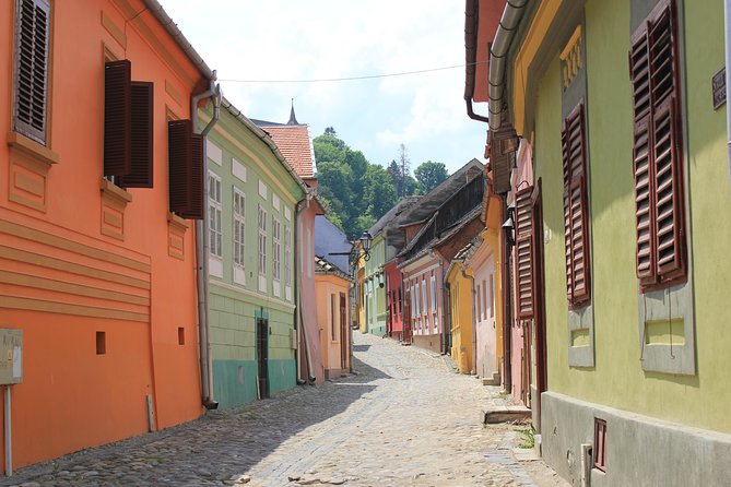 Fortified Church of Viscri and Sighisoara in Spanish (native Spanish guide). - Key Points