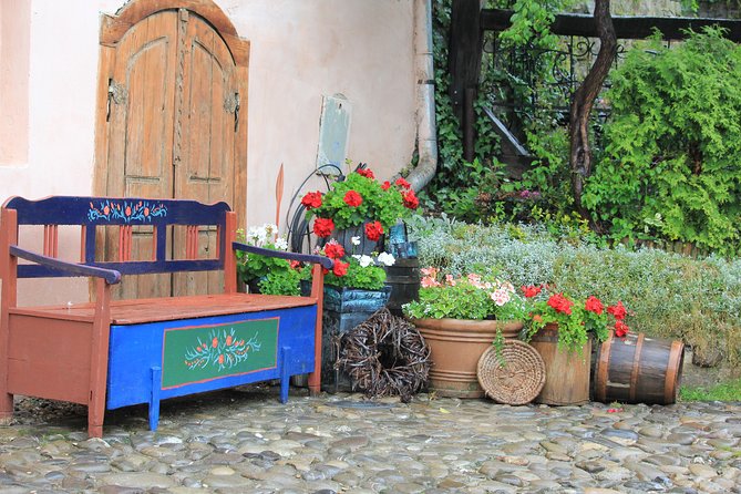 Fortified Church of Viscri and Sighisoara in Spanish (native Spanish guide). - Experience the Expertise of a Native Spanish Guide