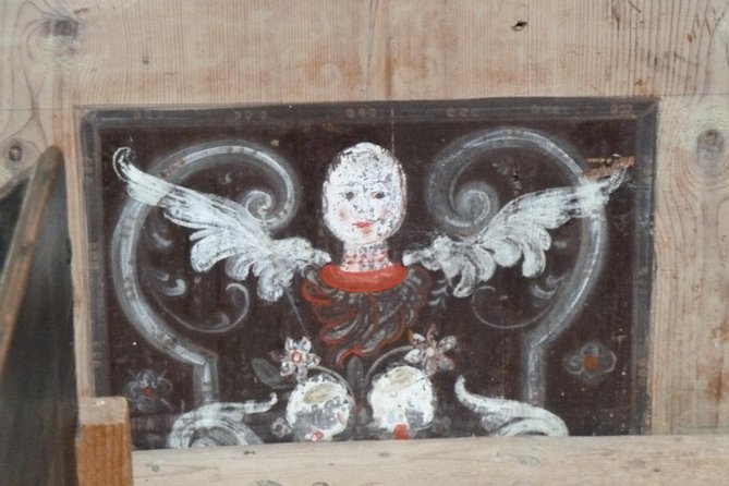 Fortified Church of Viscri and Sighisoara in Spanish (native Spanish guide). - Authenticity and Atmosphere of Viscri and Sighisoara