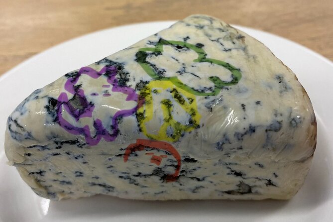 Fortune Reading with Cheese in Chicago - Discover a One-of-a-Kind Cheese and Fortune Reading Experience in Chicago