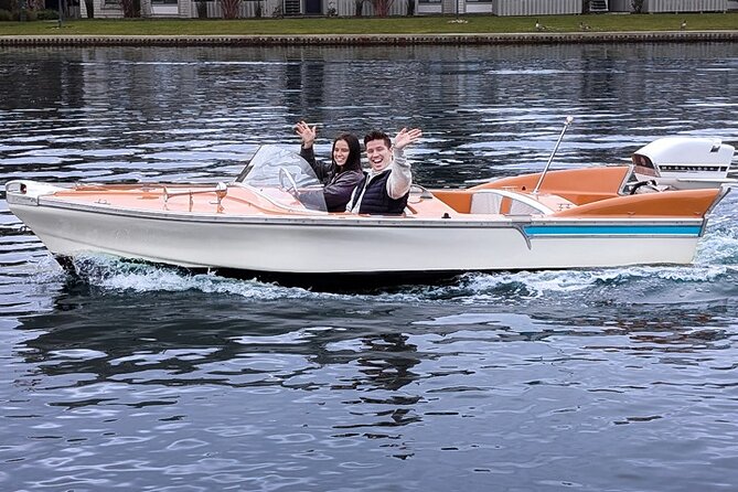 Foster City Electric Boat Rentals Retro fun - Foster City Electric Boat Rentals: Who Will Enjoy This