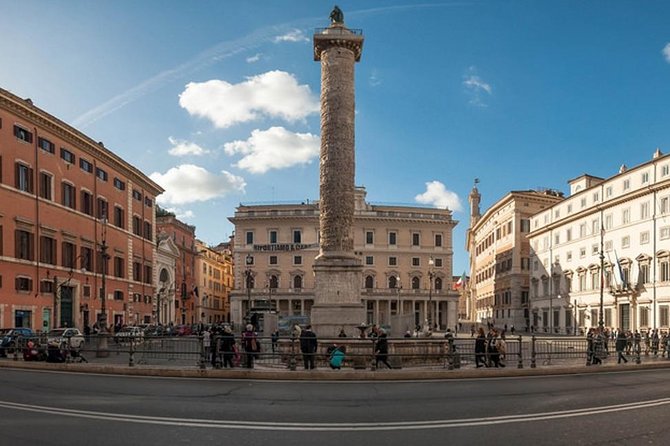 Fountains and Squares of Rome 2-Hour Walking Tour Semi - Private - The Trevi Fountain’s Iconic Design and Legend
