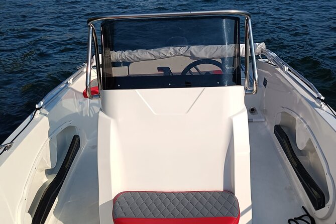 Four Hours Boat Rental in Lake Como - The Sum Up: A Personalized Way to Discover Lake Como