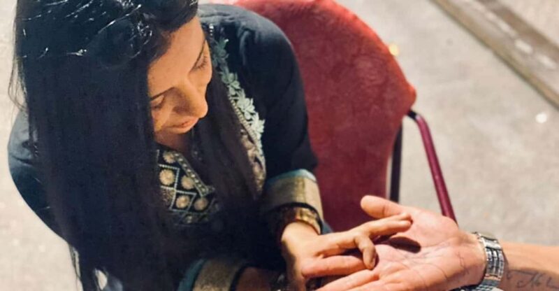 FOZ: Quiromancy, come and discover your path in your hands - Discover Your Path in Your Hands with Salamancas Quiromancy Tour