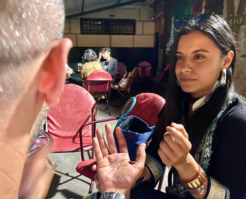 FOZ: Quiromancy, come and discover your path in your hands - Limitations and Considerations