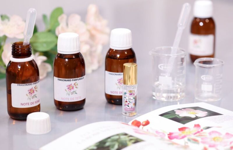 Fragonard Paris - Mini Perfume workshop - only in Spanish - Discover the Fragonard Mini Perfume Workshop in Paris