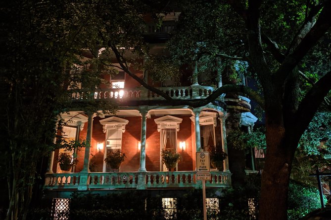 Fraidy Cat: The Family Fun Ghost Tour of Savannah - Key Points