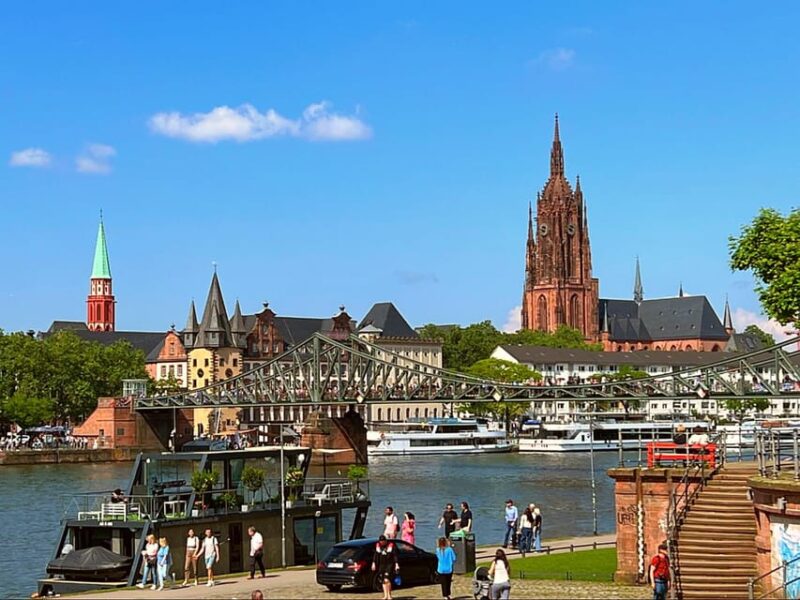 Frankfurt: Discover the heart of Frankfurt - a city tour in German - Discover Frankfurt’s Heart in Just 2 Hours with an Expert Guide