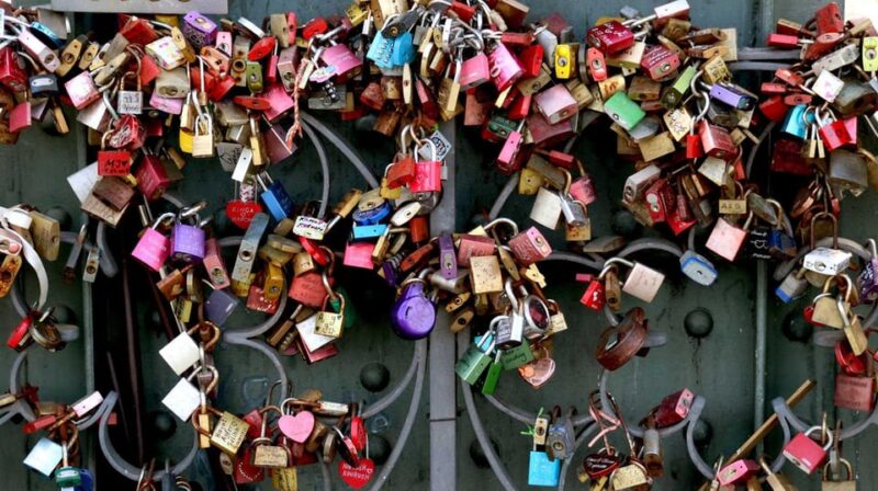 Frankfurt: Discover the heart of Frankfurt - a city tour in Russian - Frankfurt’s City Tour in Russian: A Deep Dive into the Heart of the City