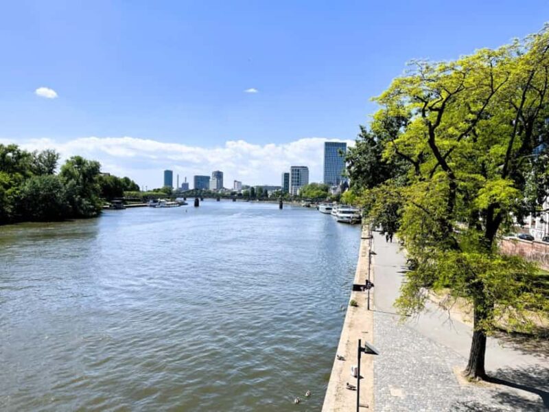 Frankfurt: Guided Walking Tour of Old Town & Hidden Gems - Explore Frankfurt’s Old Town and Hidden Corners in Just 2 Hours