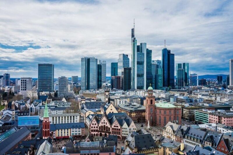 Frankfurt : Highlights & hidden Gems Private Walking Tour - Visiting the European Central Bank: The Heart of European Finance