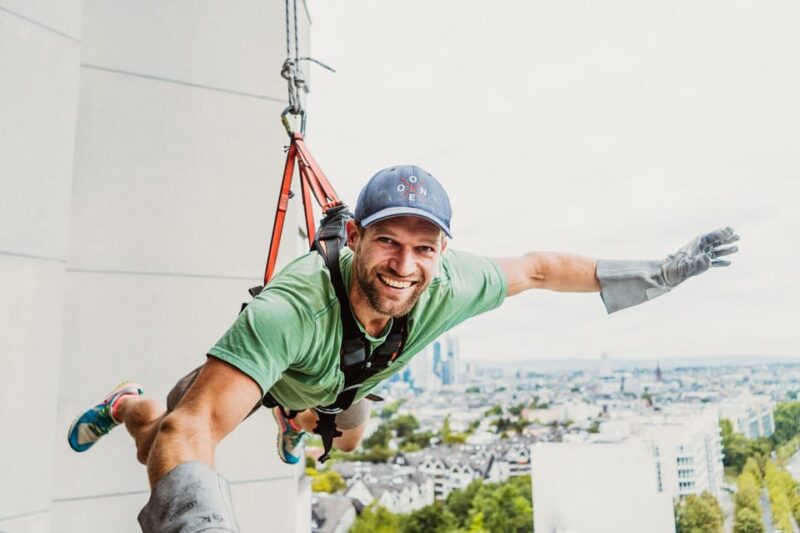 Frankfurt: House Running in Sachsenhausen - Frankfurt House Running: An Unforgettable Adrenaline Rush for Adventure Enthusiasts